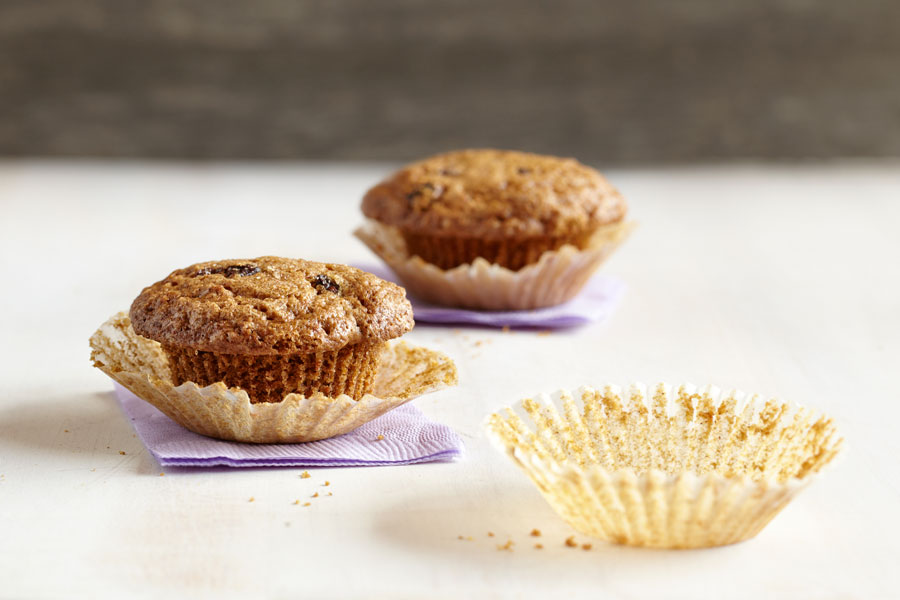 Muffins de zanahoria y pasas en molde