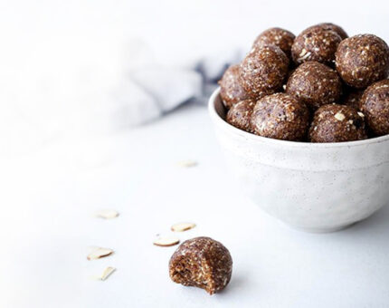 Bolitas energéticas de dátil y nueces