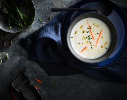 Sopa de pescado blanco con toque asiático