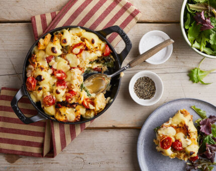 Cazuela de queso, chirivía y kale