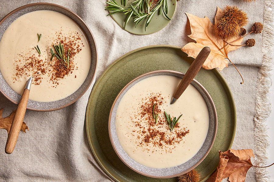 crema de chirivía con especias y romero