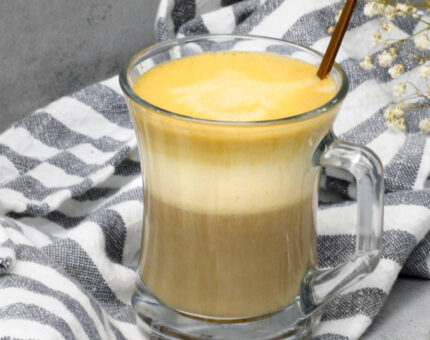 Latte de cacahuete y especias