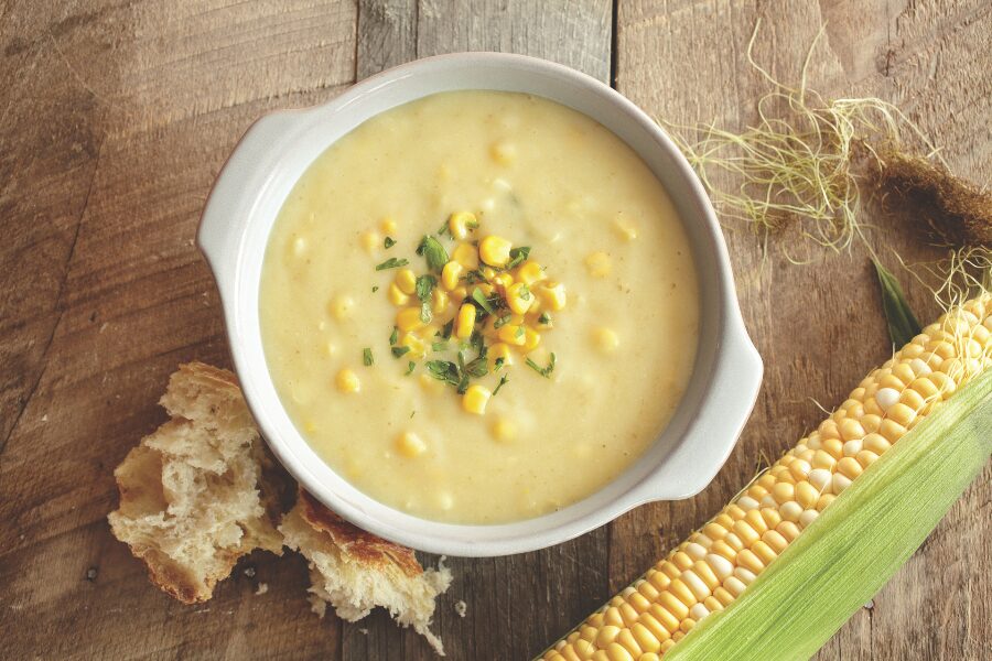 sopa de maíz o corn chowder listo para tomar