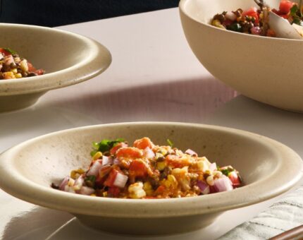 Ensalada de lentejas con pollo, jalapeño y maíz